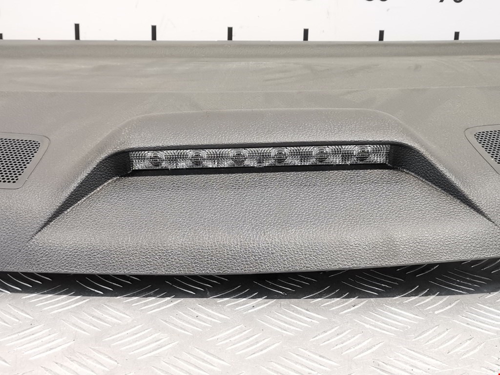 Шторка багажника (полка) VOLKSWAGEN Jetta VI 2011-2017