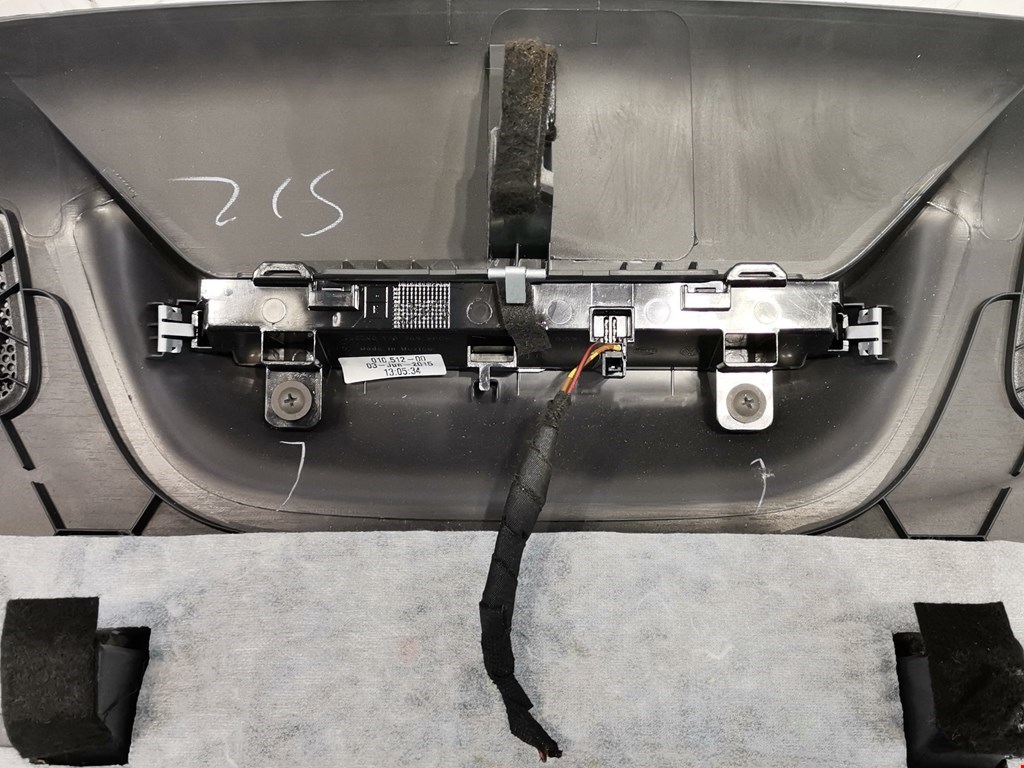 Шторка багажника (полка) VOLKSWAGEN Jetta VI 2011-2017