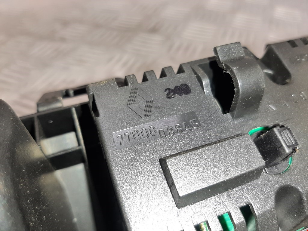 Дисплей информационный (компьютера) RENAULT Safrane 1992-2000