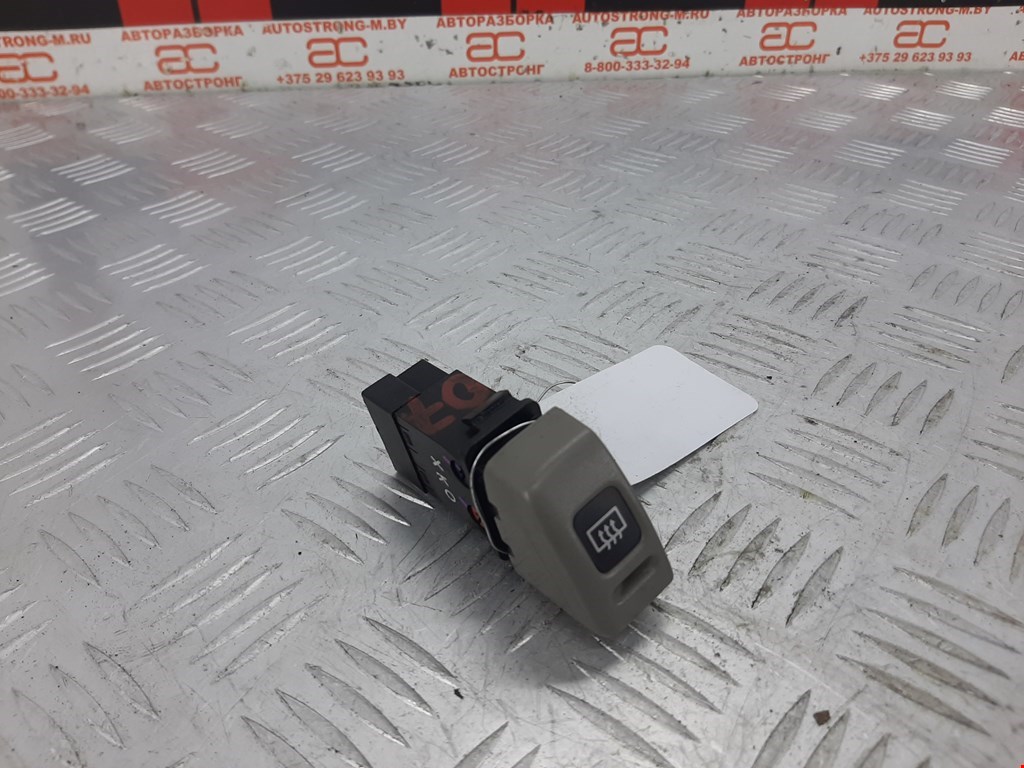 Кнопка подогрева (обогрева) заднего стекла Nissan Micra K11 (1992-2002)