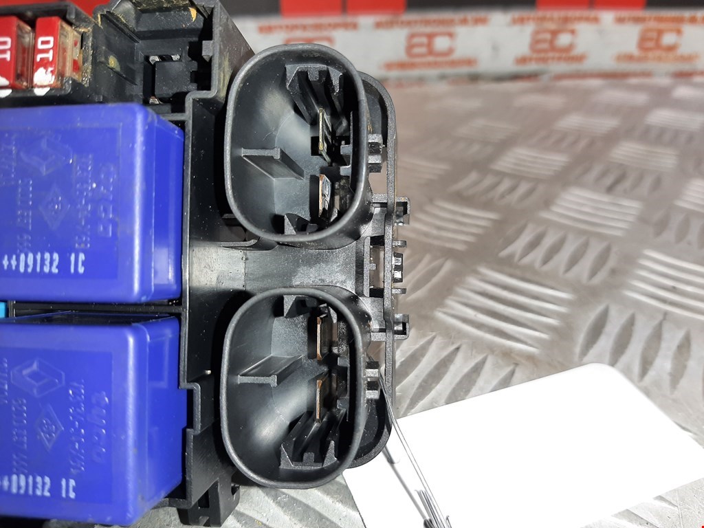 Датчик уровня в бачок омывателя RENAULT Megane III 2009-2016