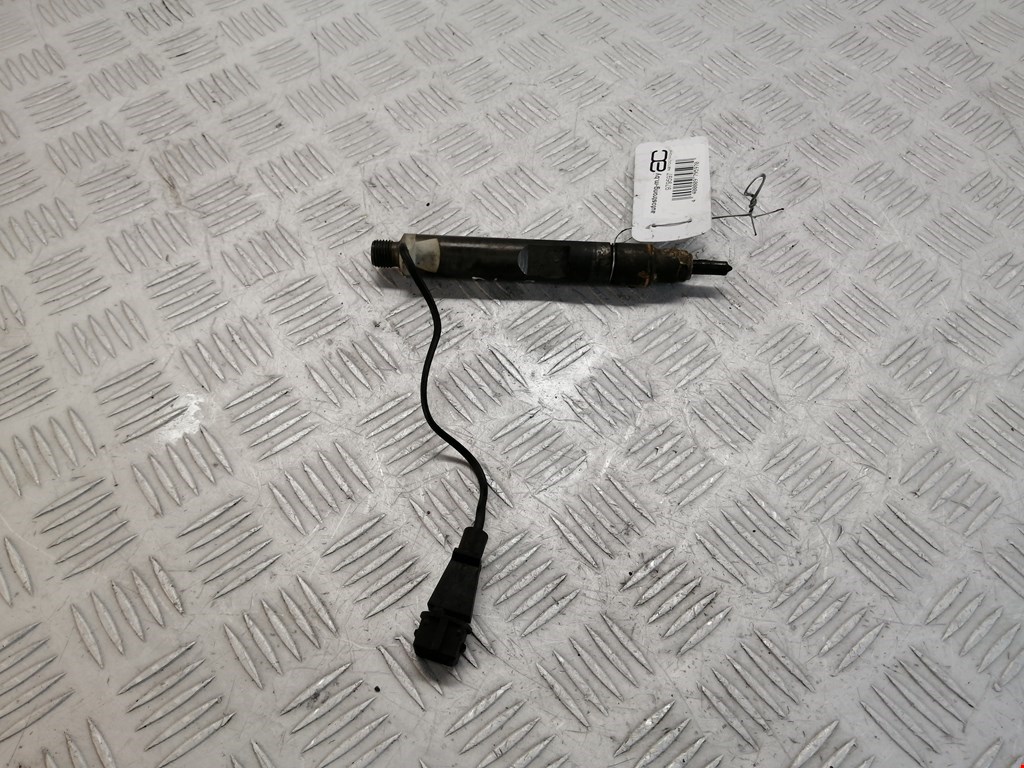Форсунка дизельная электрическая VOLKSWAGEN Golf III 1991-1997