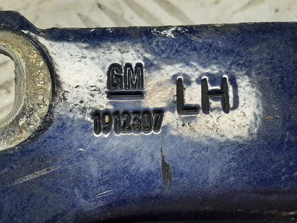 Петля капота левая/правая OPEL Omega B 1994-2004