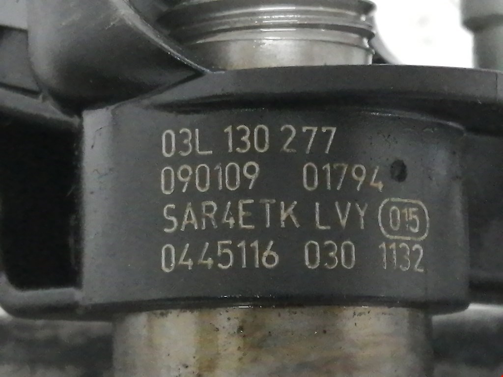 Форсунка дизельная электрическая VOLKSWAGEN Passat B6 2005-2011