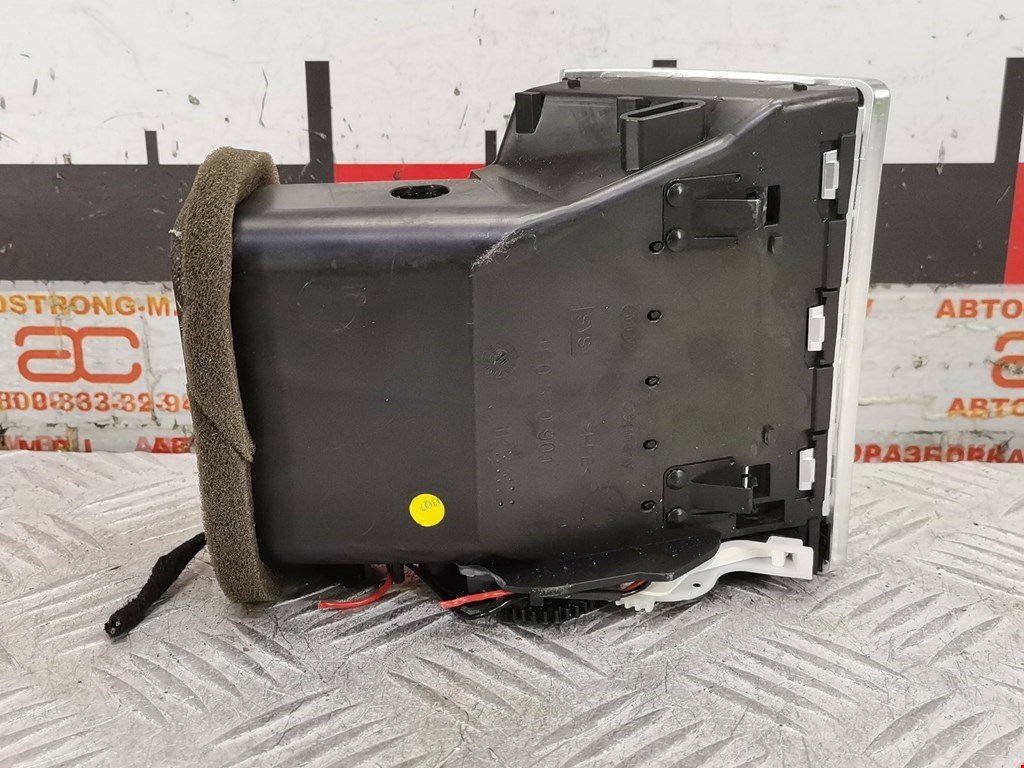 Дефлектор воздушный AUDI A8 D3 2003-2010