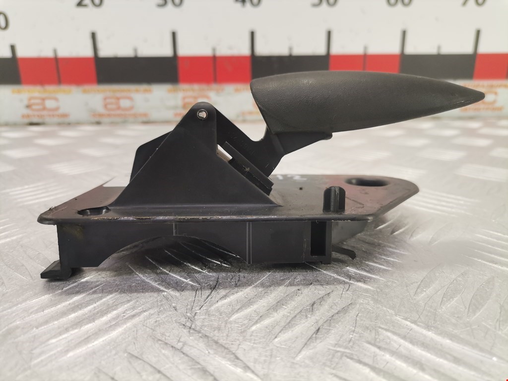 Ручка дверная задняя внутренняя левая OPEL Omega B 1994-2004