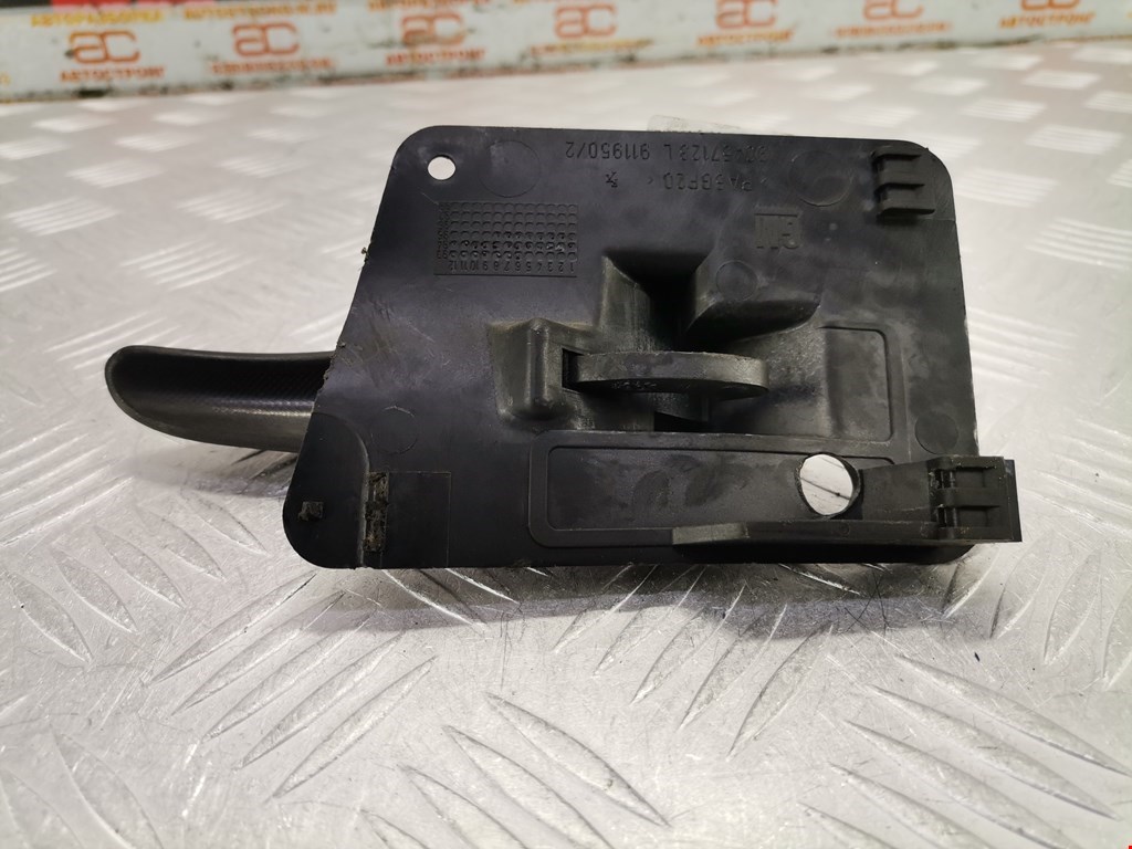 Ручка дверная передняя внутренняя левая OPEL Omega B 1994-2004