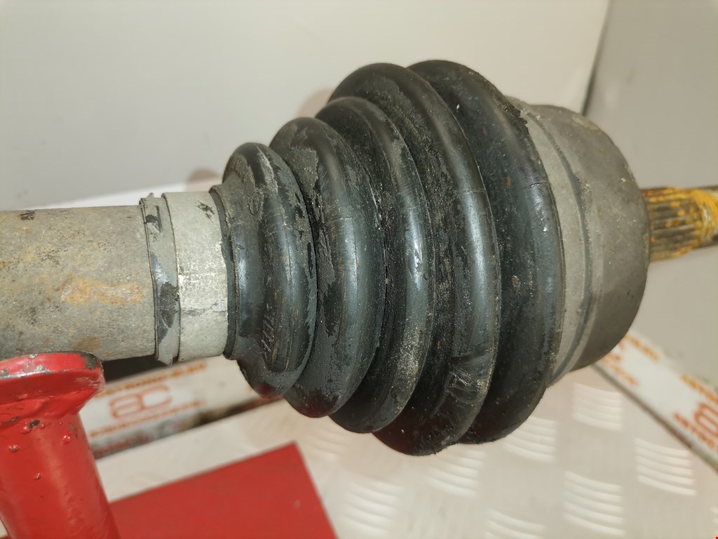 Полуось (привод, приводной вал) передняя правая CITROEN C4 Picasso 2006-2013