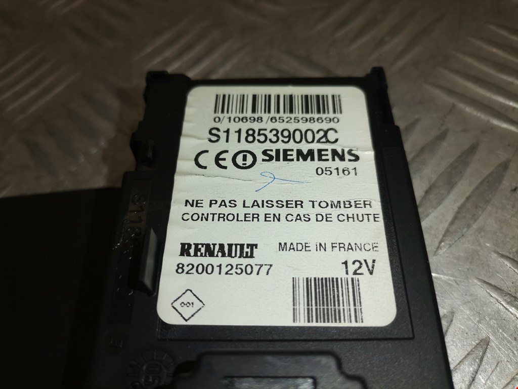 Замок зажигания RENAULT Scenic II 2003-2010