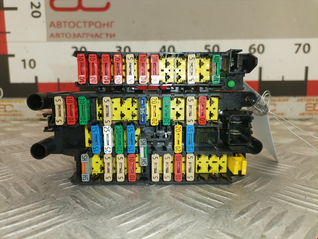 Датчик уровня в бачок омывателя CITROEN Xsara Picasso 1999-2012