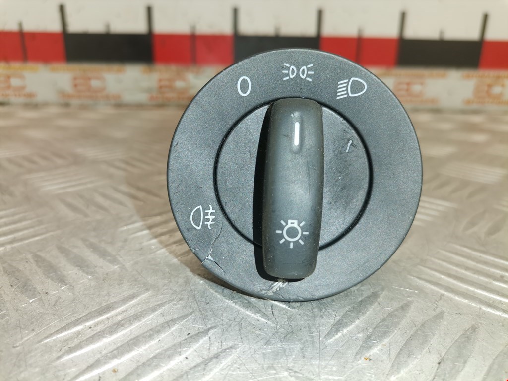 Переключатель света фар VOLKSWAGEN Passat B6 2005-2011