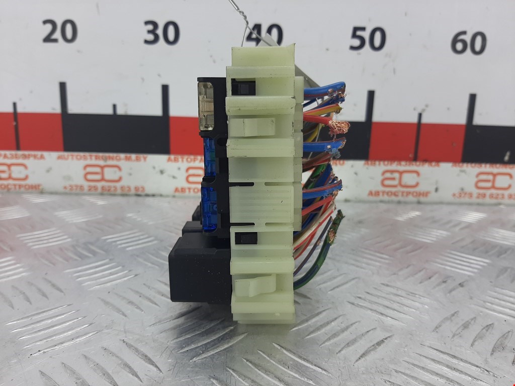 Датчик уровня в бачок омывателя LAND ROVER Freelander II 2006-2014