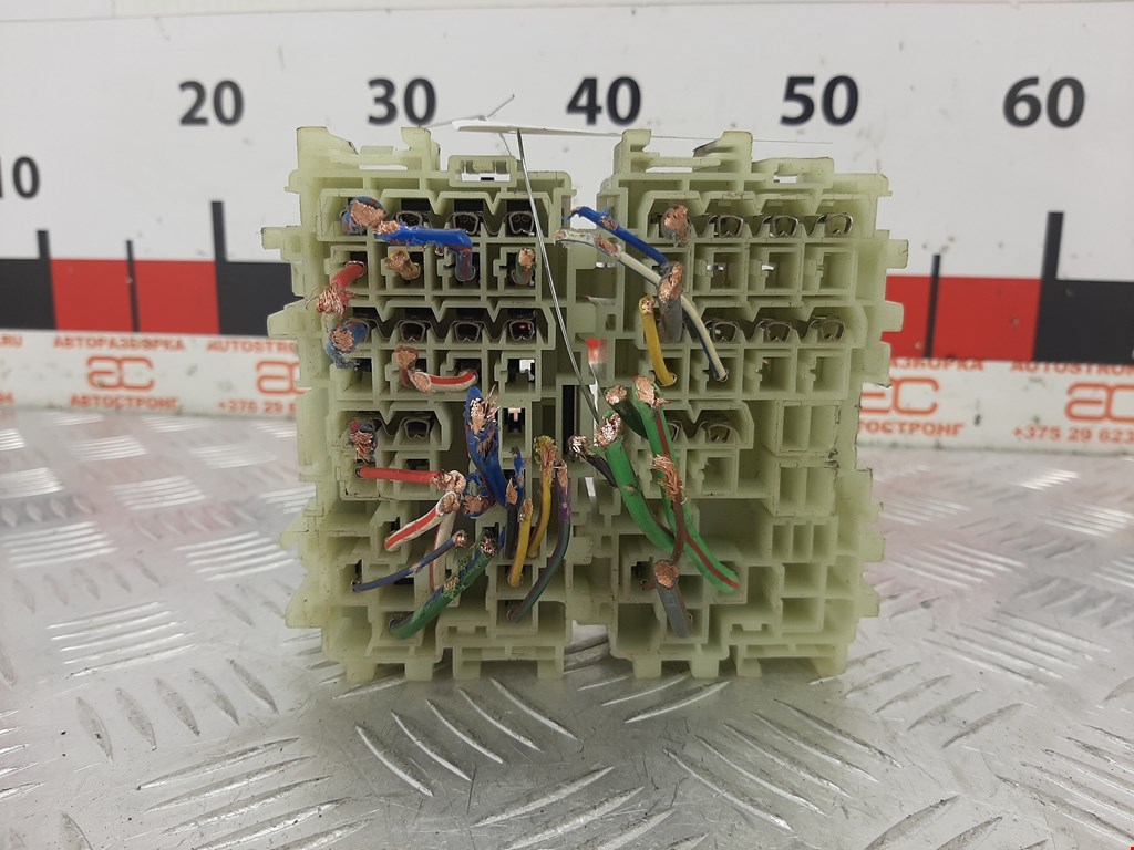 Датчик уровня в бачок омывателя LAND ROVER Freelander II 2006-2014