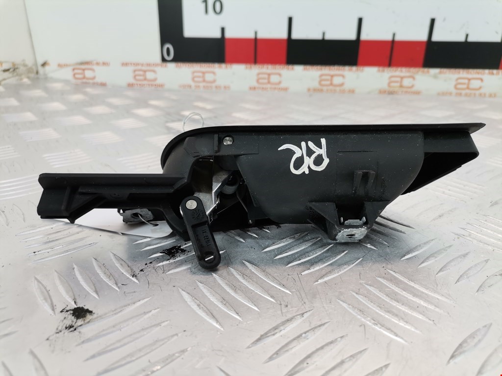 Ручка дверная задняя внутренняя правая VOLKSWAGEN Jetta V 2005-2011