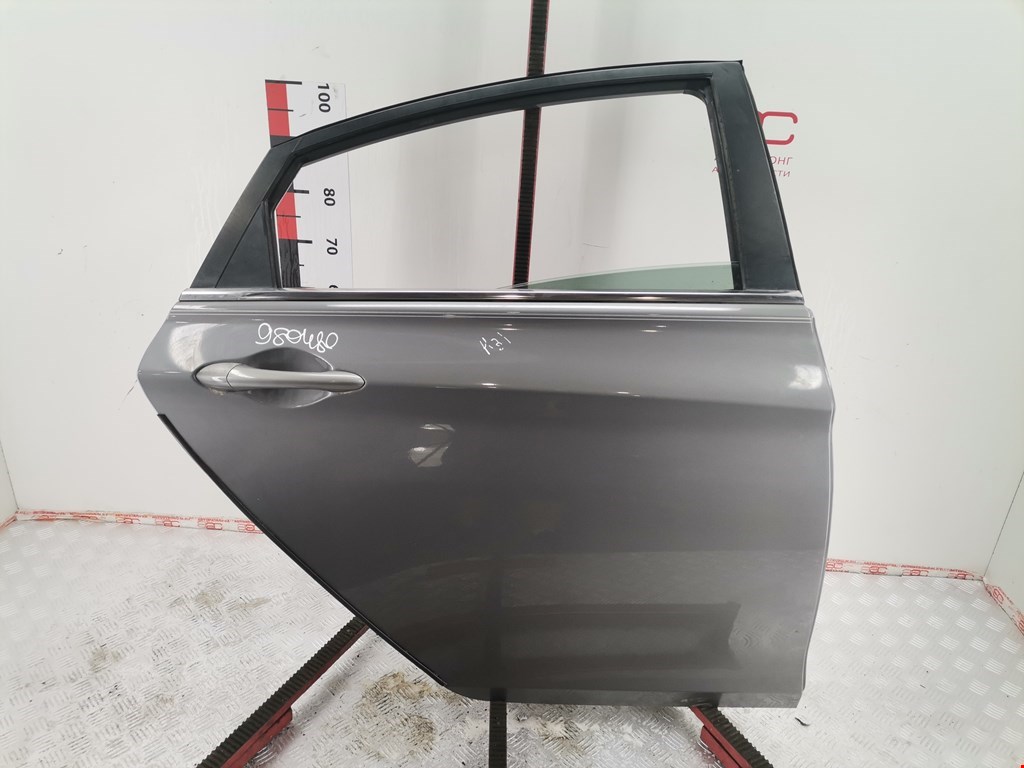 Обшивка (карта) двери задней правой Hyundai Sonata 6 (2009-2014)
