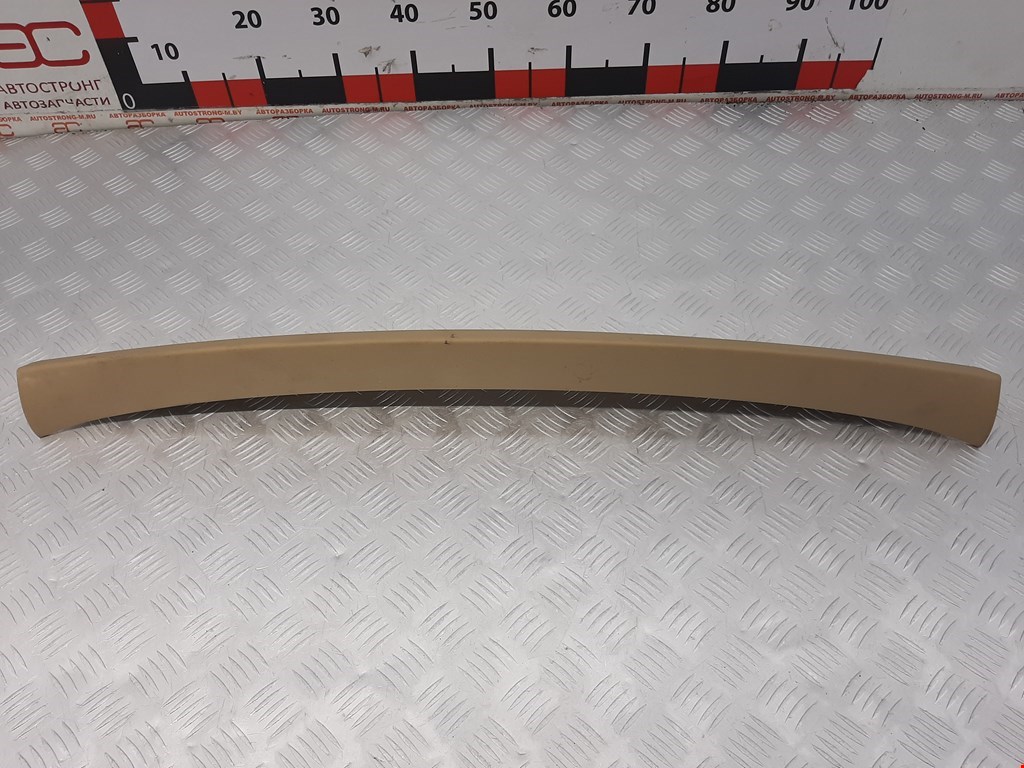 Обшивка крышки багажника VOLKSWAGEN Touareg 2002-2010