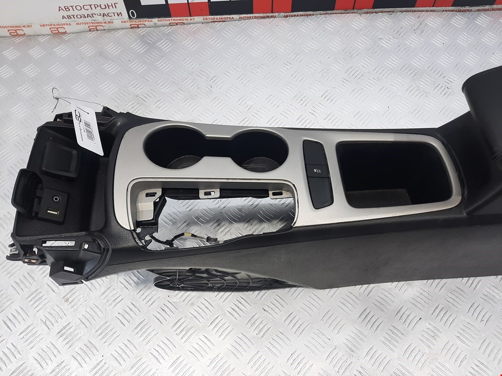 Подлокотник в салон CHEVROLET Cruze 2015-н.в.