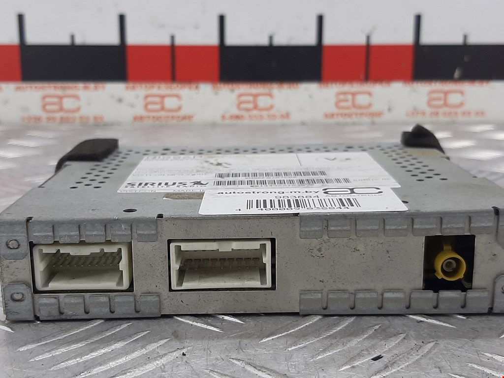 Усилитель антенны INFINITI FX/ QX70 2002-2008