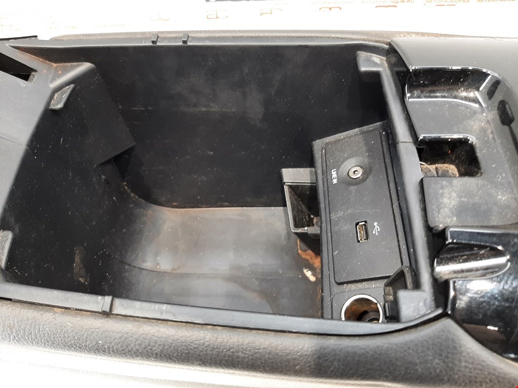 Подлокотник в салон FORD NORTH AMERICA Fusion NORTH AMERICA II 2012-2020