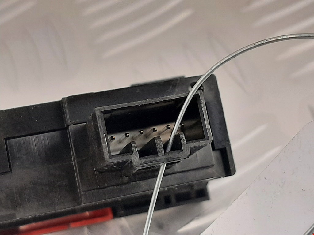 Кнопка аварийной сигнализации (аварийки) HONDA Odyssey 2003-2008