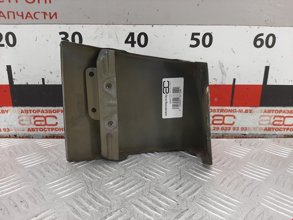 Накладка (планка) под фонарь правая Hyundai Santa Fe 2 (CM) (2005-2012)