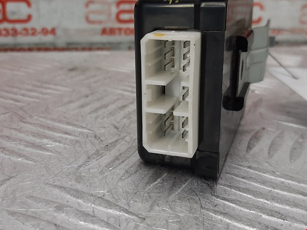 Блок управления центральным замком HYUNDAI Santa Fe CM 2005-2012