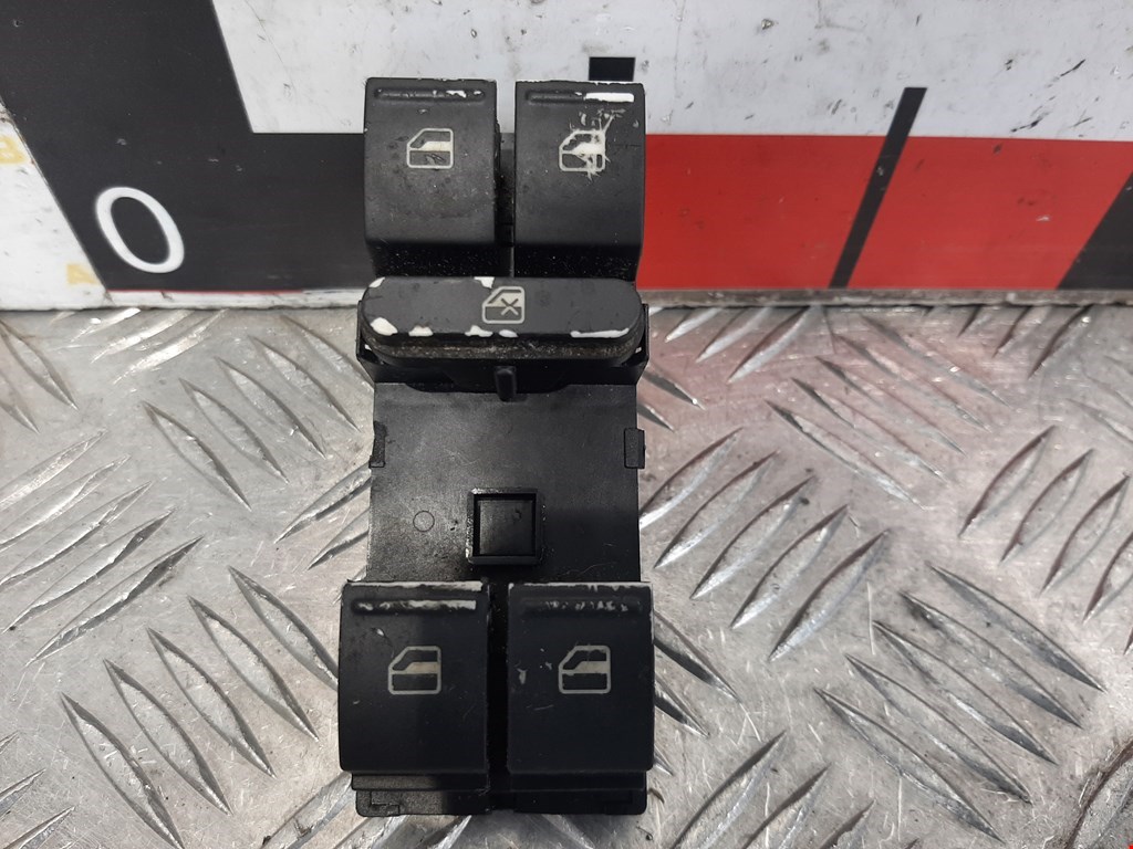 Блок управления стеклоподъемниками SKODA Octavia A5 1Z- 2004-2013