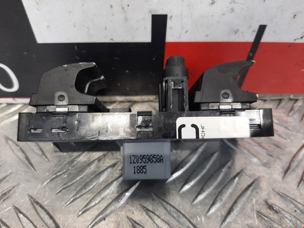 Блок управления стеклоподъемниками SKODA Octavia A5 1Z- 2004-2013