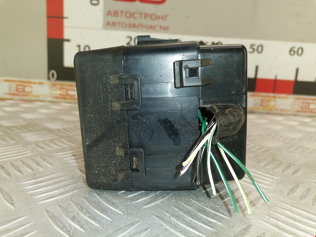 Датчик уровня в бачок омывателя DODGE Charger LX 2005-2010