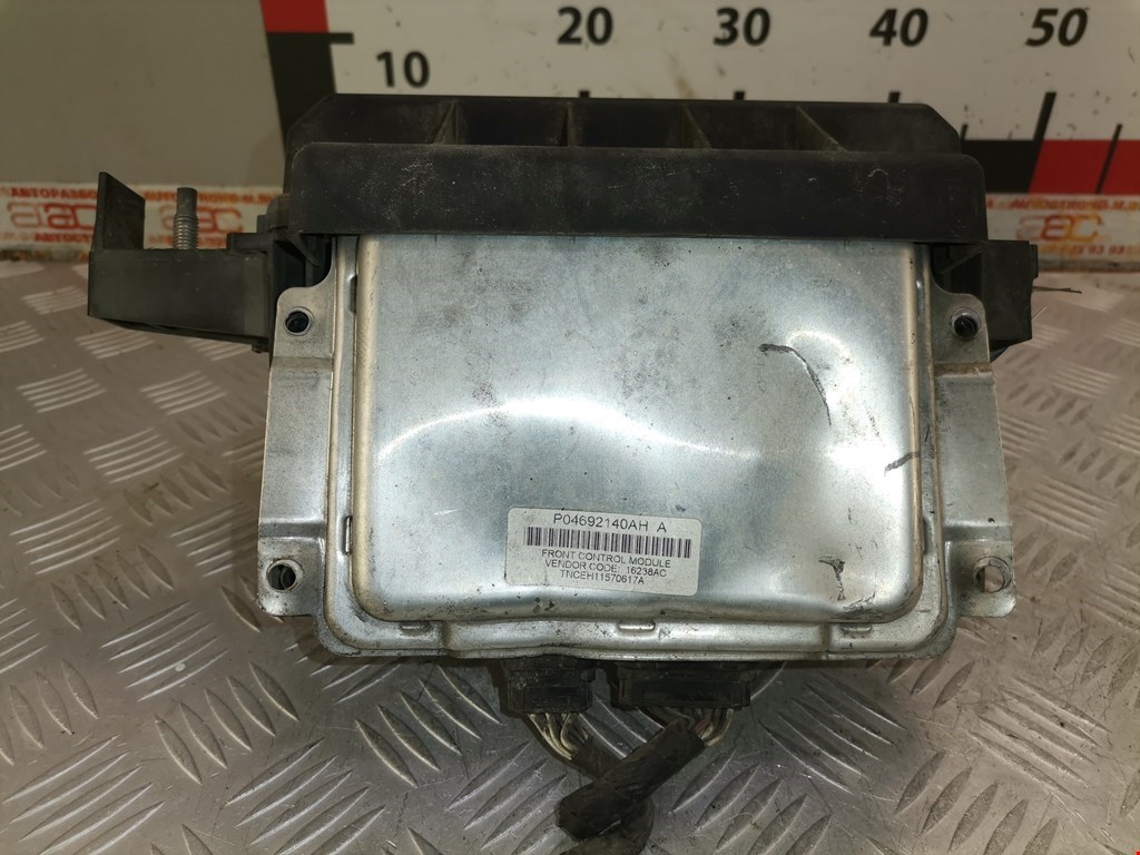 Датчик уровня в бачок омывателя DODGE Charger LX 2005-2010