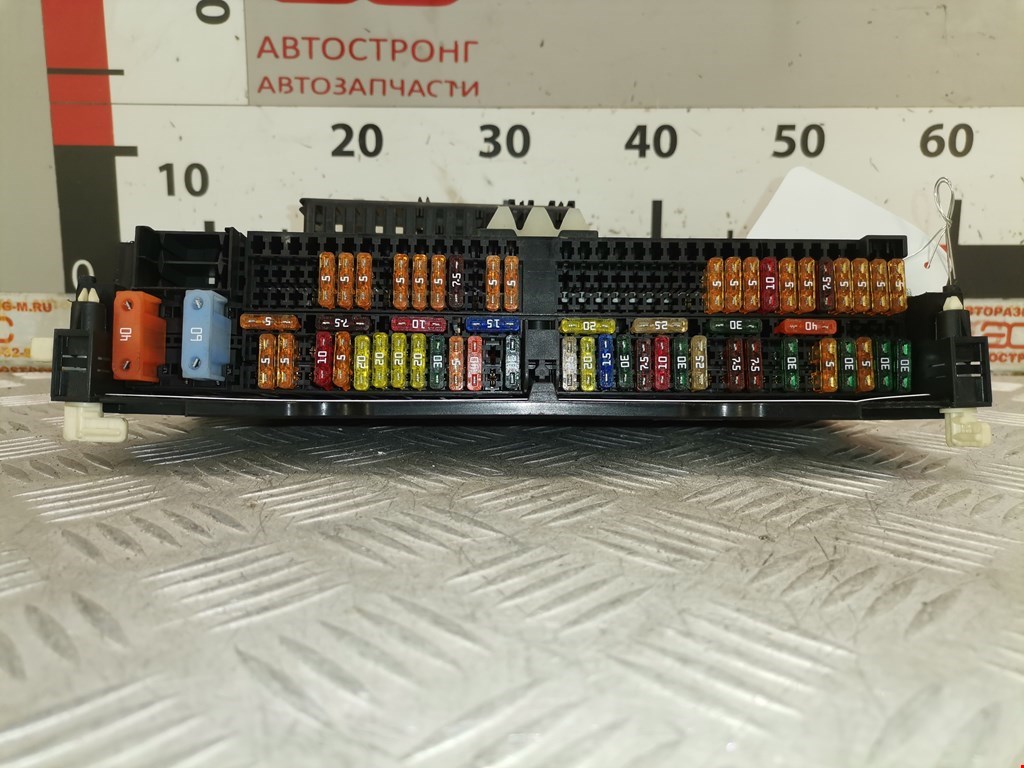 Датчик уровня в бачок омывателя BMW X3 E83 2003-2010