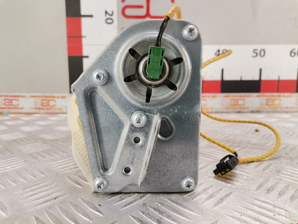 Подушка безопасности пассажирская (в торпедо) BMW X3 E83 2003-2010