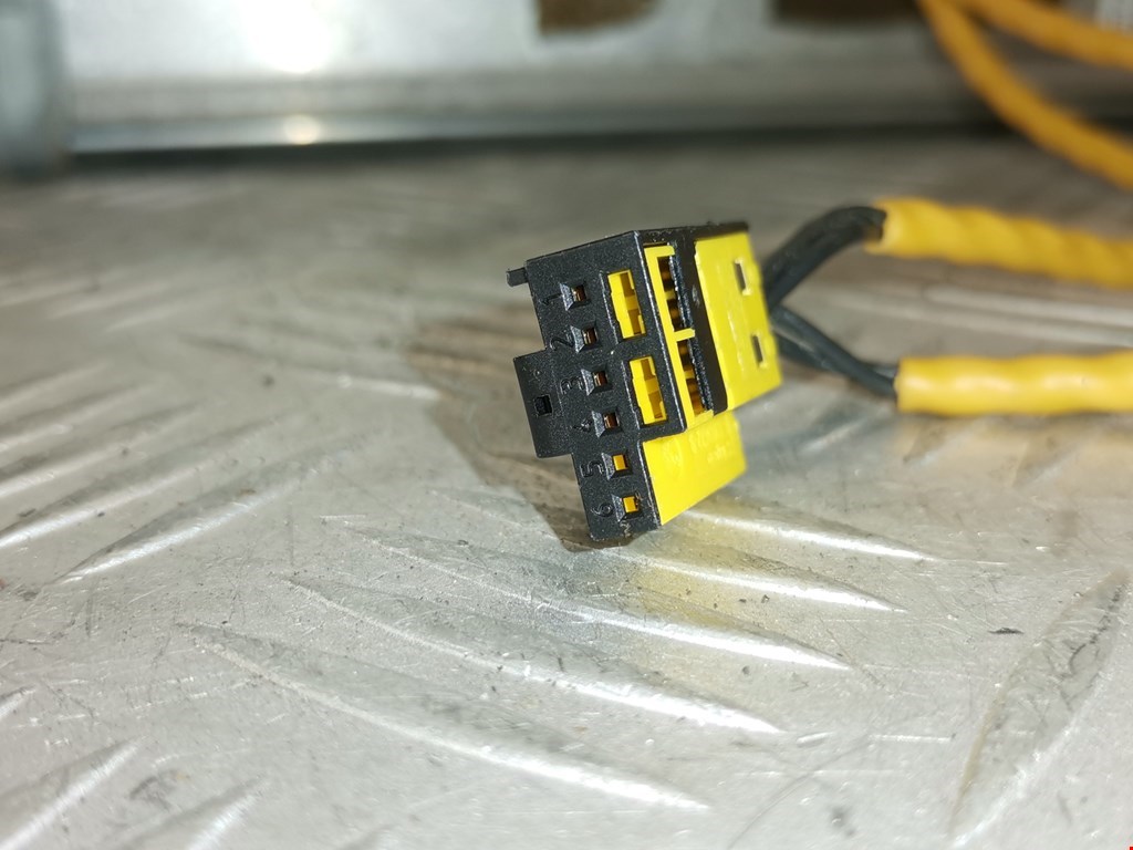 Подушка безопасности пассажирская (в торпедо) BMW X3 E83 2003-2010