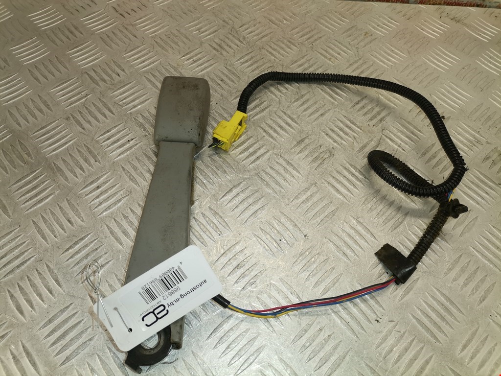 Замок ремня безопасности (преднатяжитель ремня безопасности) Hyundai Santa Fe 2 (CM) (2005-2012)