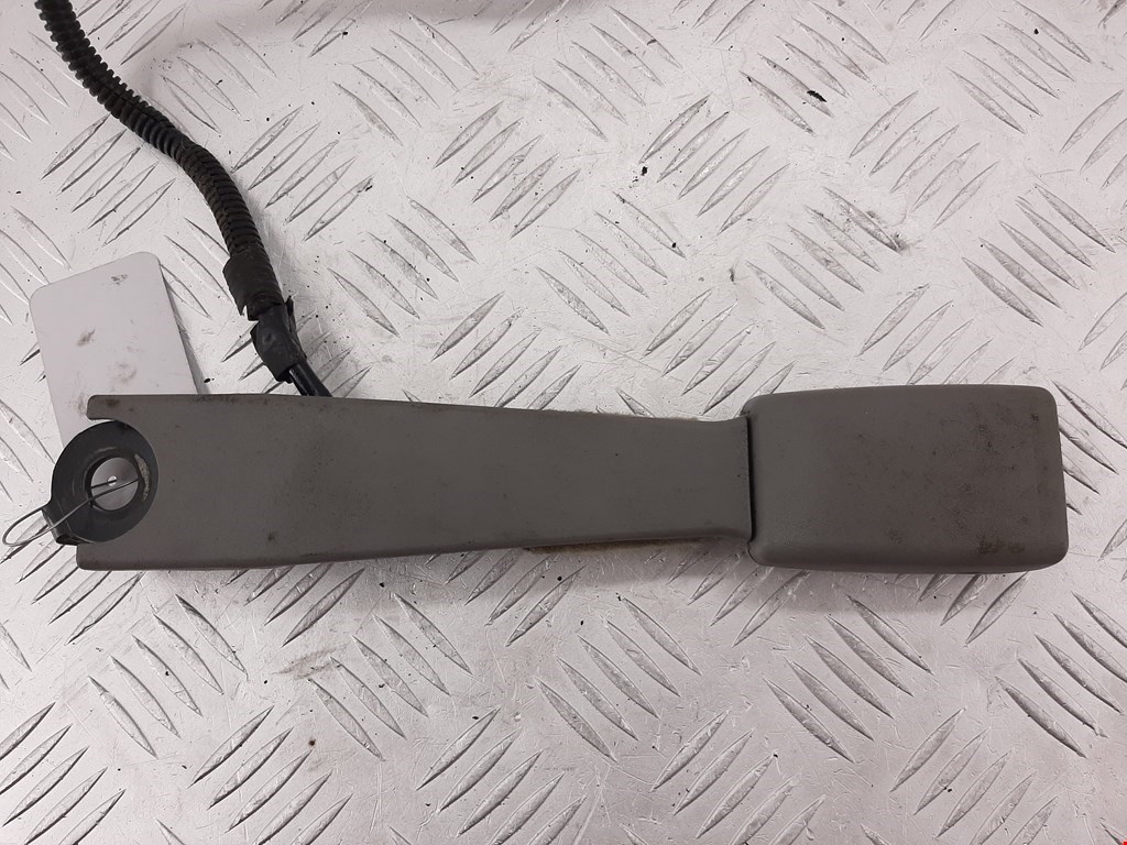 Замок ремня безопасности (преднатяжитель ремня безопасности) Hyundai Santa Fe 2 (CM) (2005-2012)