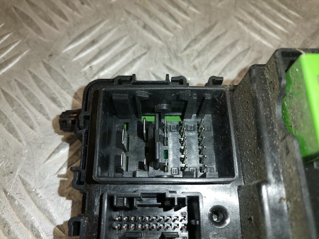 Датчик уровня в бачок омывателя FORD NORTH AMERICA Fusion NORTH AMERICA II 2012-2020