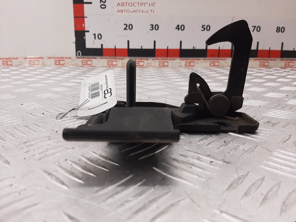 Замок капота VOLKSWAGEN Touareg 2002-2010