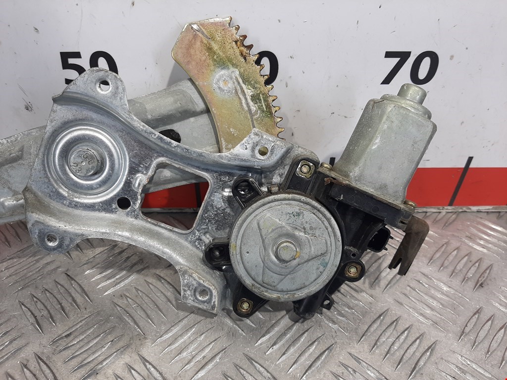 Стеклоподъемник задний левый INFINITI FX/ QX70 2002-2008