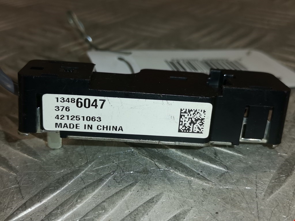 Усилитель антенны CHEVROLET Cruze 2015-н.в.