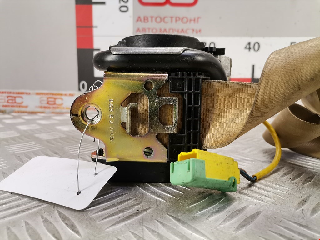 Ремень безопасности передний правый VOLKSWAGEN Touareg 2002-2010