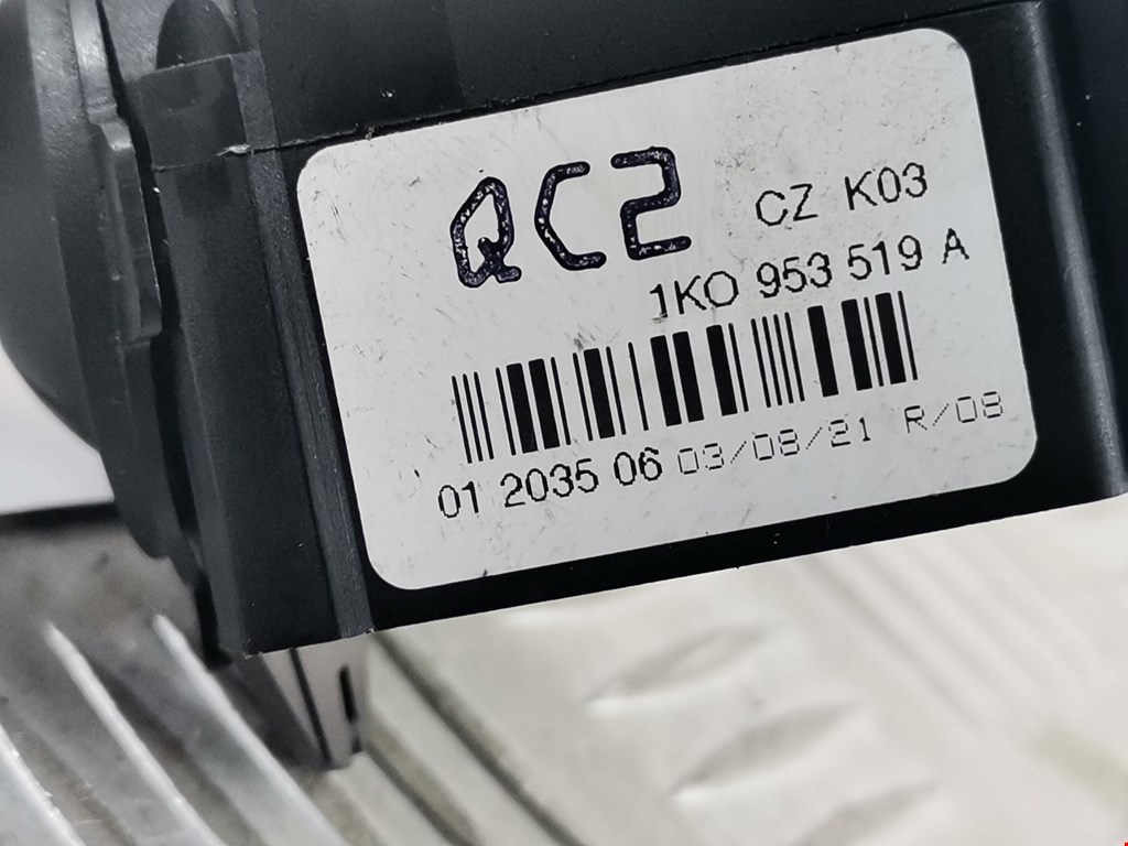 Переключатель стеклоочистителя VOLKSWAGEN Touran 2003-2010