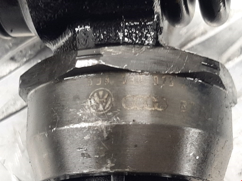 Форсунка дизельная электрическая VOLKSWAGEN Passat B6 2005-2011