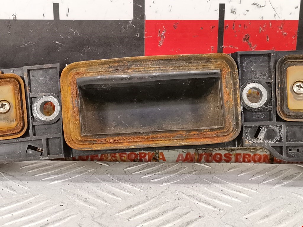 Ручка двери багажника наружная SKODA Octavia A5 1Z- 2004-2013