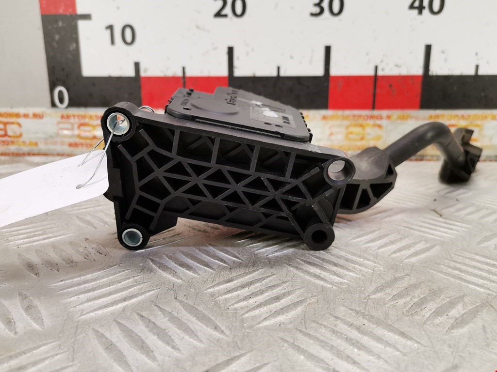 Педаль газа FIAT Grande Punto 2005-2009