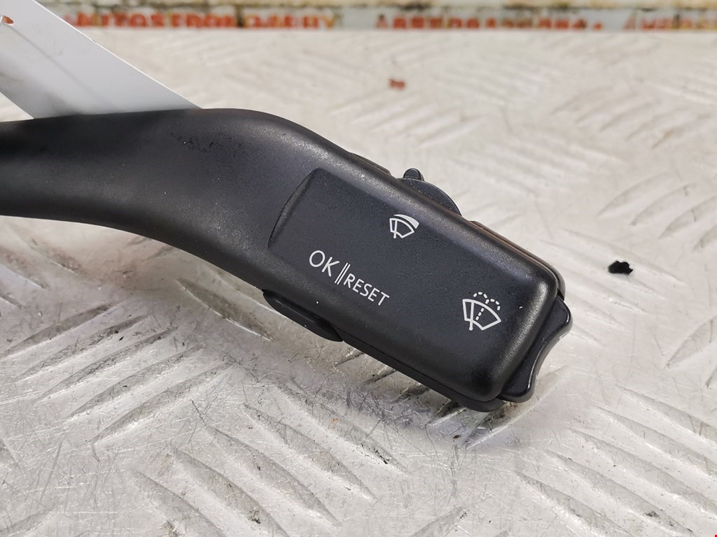 Переключатель стеклоочистителя VOLKSWAGEN Jetta V 2005-2011