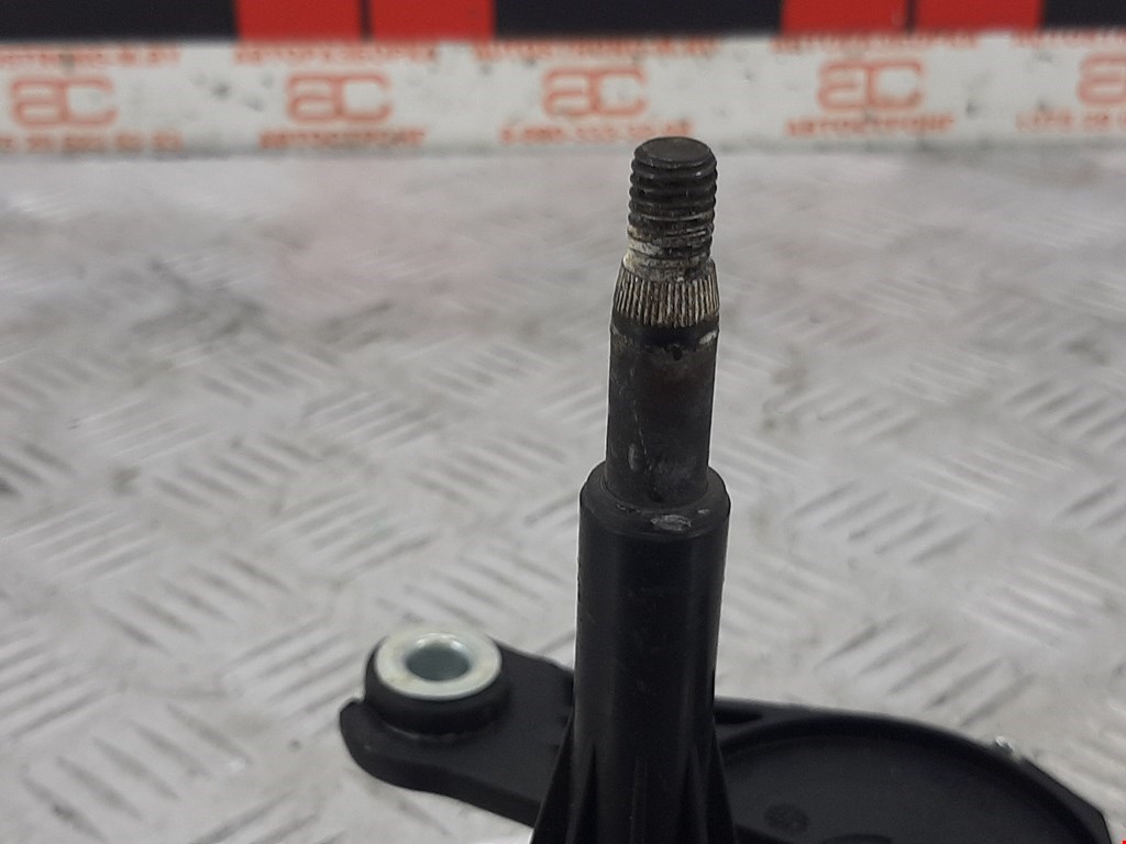 Моторчик стеклоочистителя задний RENAULT Laguna 2001-2007