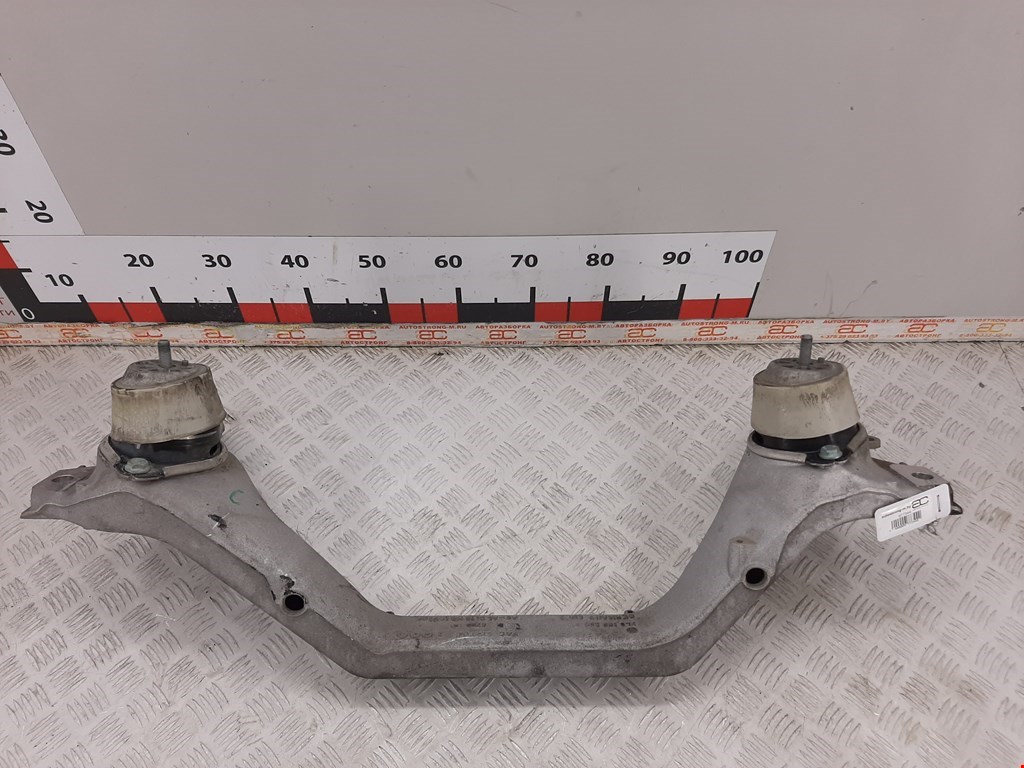 Балка передняя подрамник Volkswagen Touareg 1 (2002-2010)
