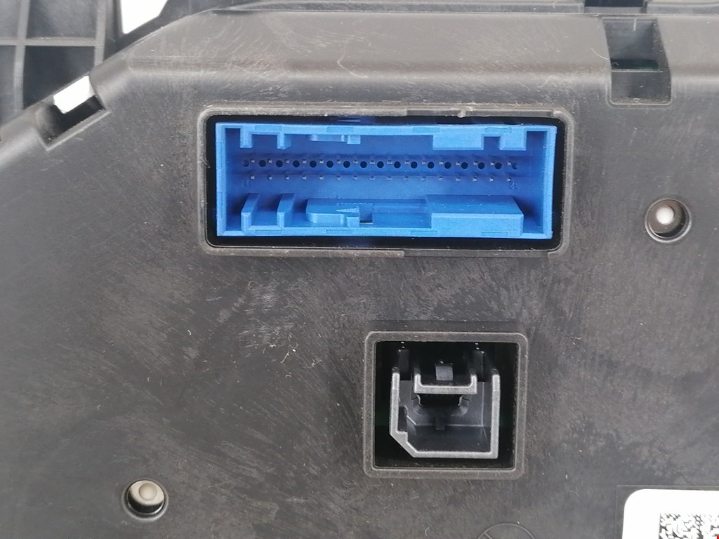 Панель приборов (щиток) BUICK Encore 2012-2022