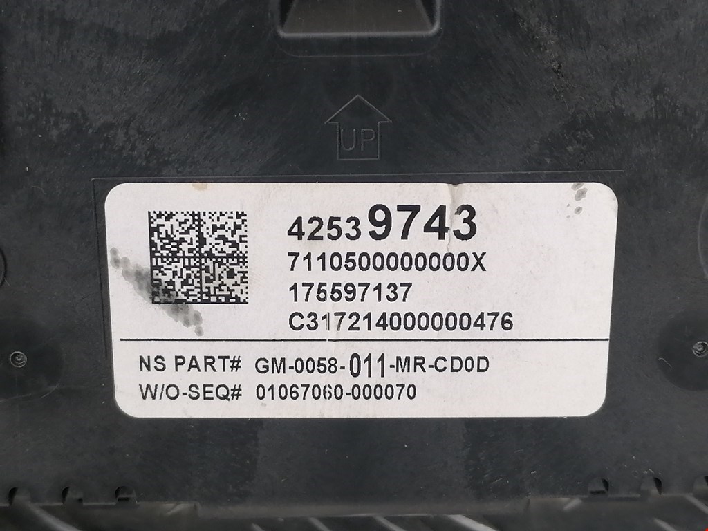 Панель приборов (щиток) BUICK Encore 2012-2022