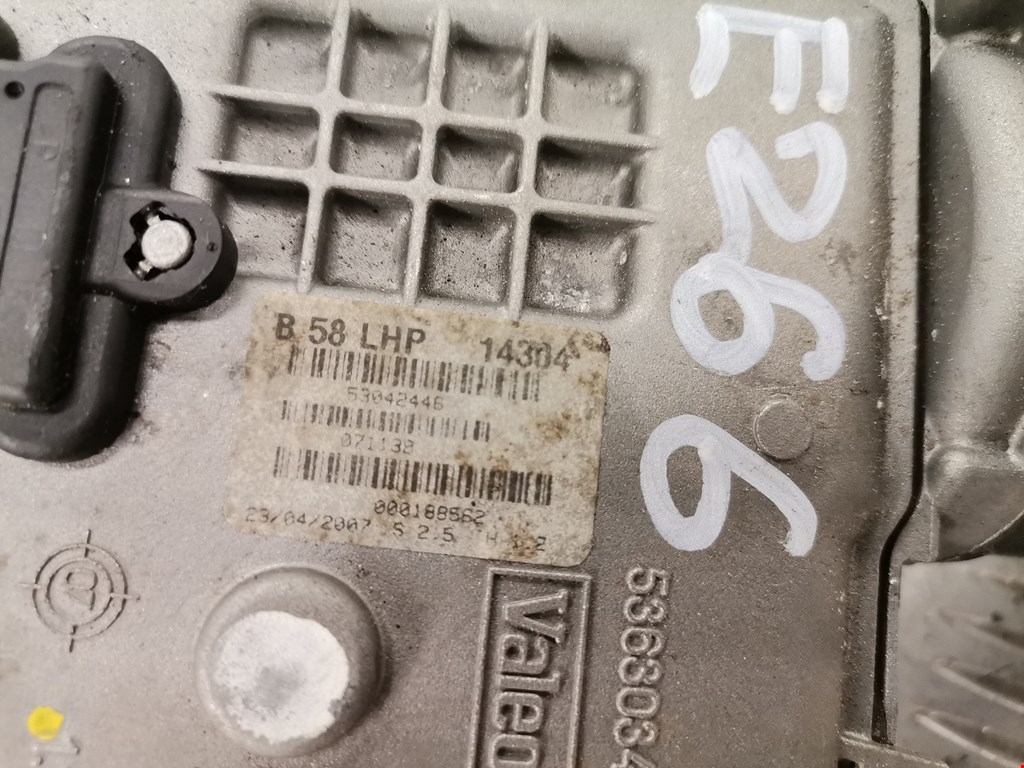 Моторчик стеклоочистителя передний CITROEN C4 Picasso 2006-2013